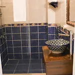 Hotell Efnan Butik 2*
