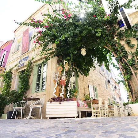 Hotell Efnan Butik Çeşme