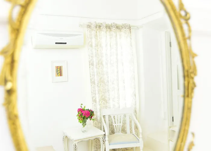 Efnan Butik Hotel 2*